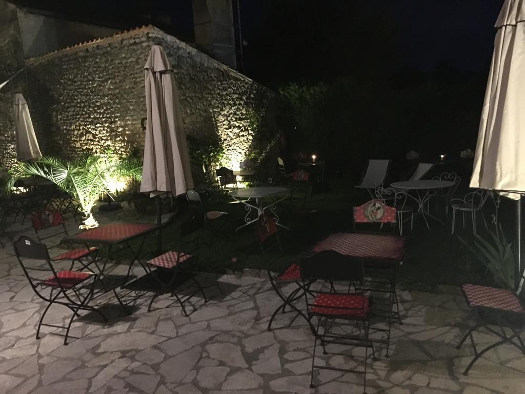 Les Appartements D Artiste De La Villa Du 15 - Restaurant La Maison - Piscine Chauffee Les Eyzies Buitenkant foto