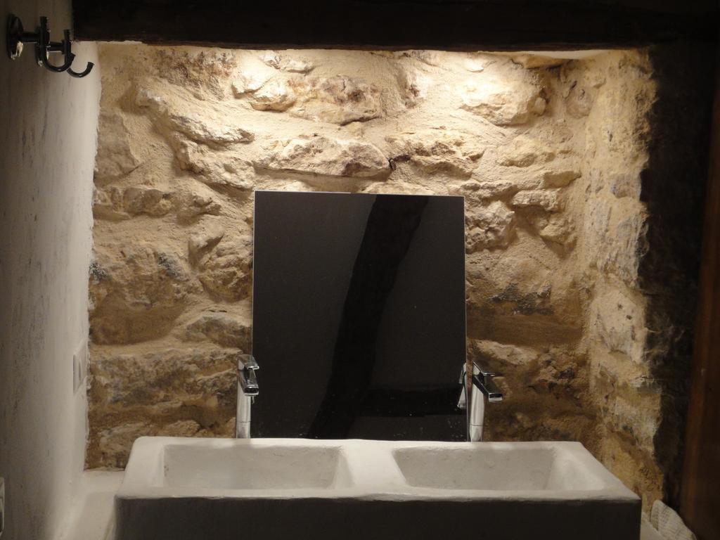Les Appartements D Artiste De La Villa Du 15 - Restaurant La Maison - Piscine Chauffee Les Eyzies Buitenkant foto